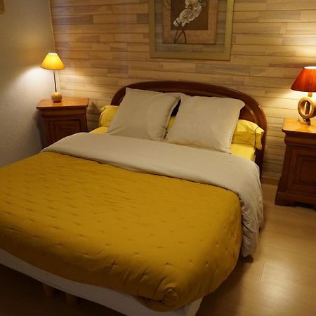 Chambres D'Hotes Kerioret Izella Kerlaz 外观 照片