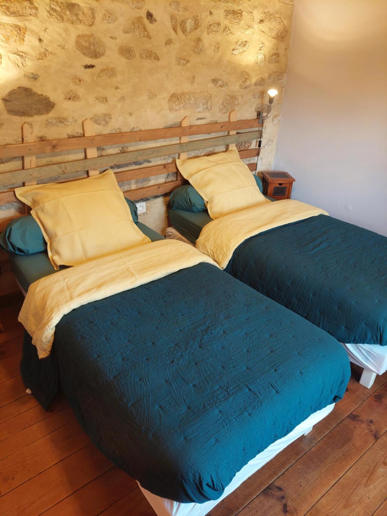 Chambres D'Hotes Kerioret Izella Kerlaz 外观 照片