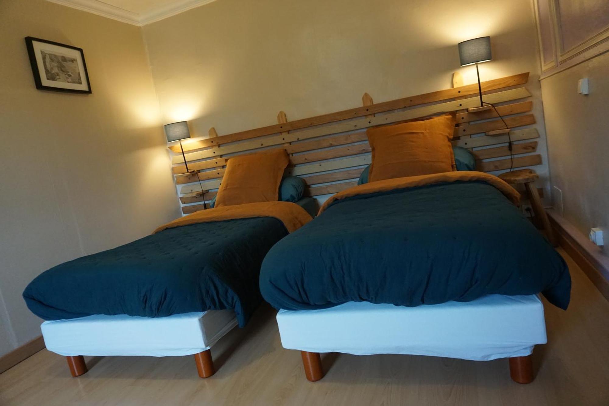 Chambres D'Hotes Kerioret Izella Kerlaz 外观 照片